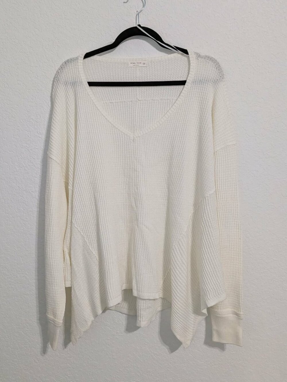 Miss Love Women's Cream Sunset Park Long Sleeve Top Oversized NWT (S/M)